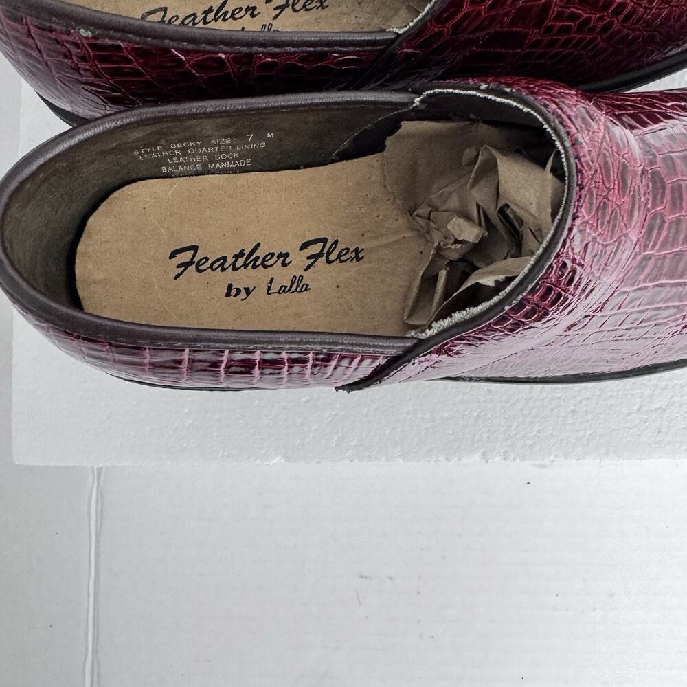 Duck Head Womens Brown Patent Leather Croc Print Clog Nursing Shoe Size 7 M - Picture 4 of 6